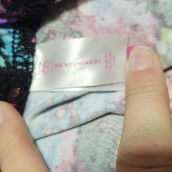 No Boundaries - mesh panel leggings. Size XXL - Galaxy Print - Picture 2 of 4